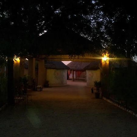 Mahadev Resort Sām Kültér fotó